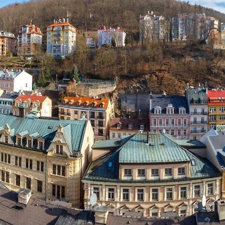Karlovy Vary Zamecky Vrch Apartment Exterior foto