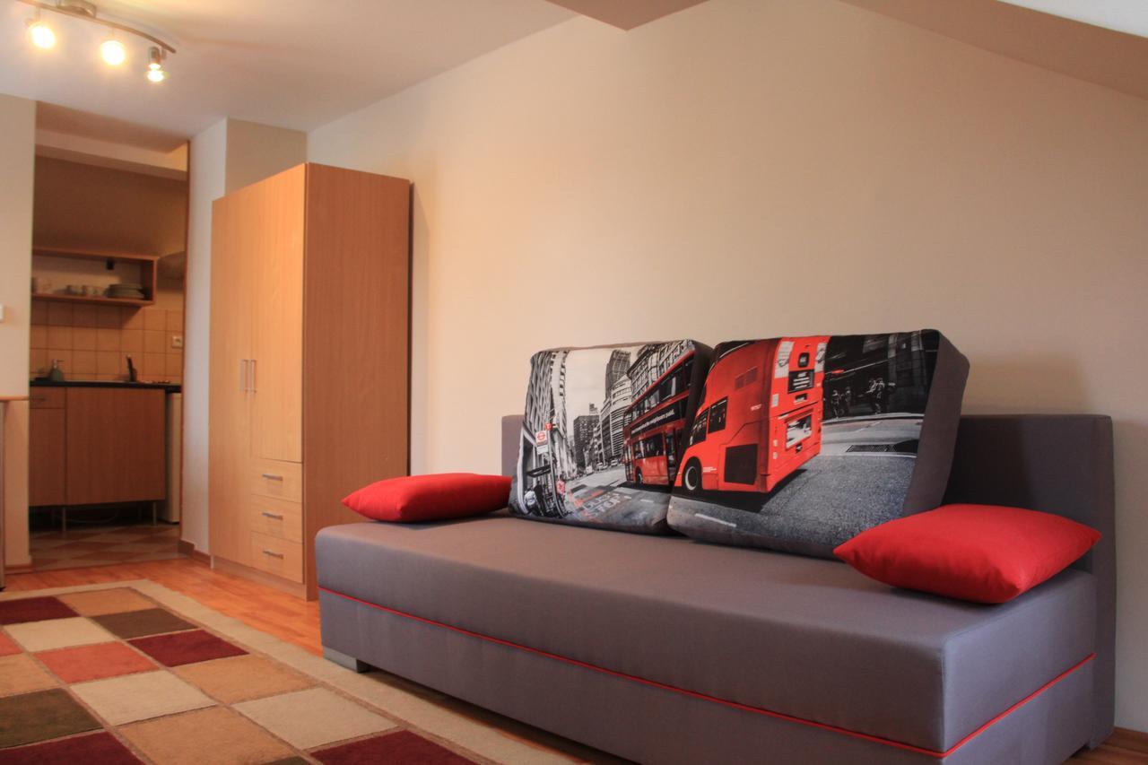 Karlovy Vary Zamecky Vrch Apartment Exterior foto